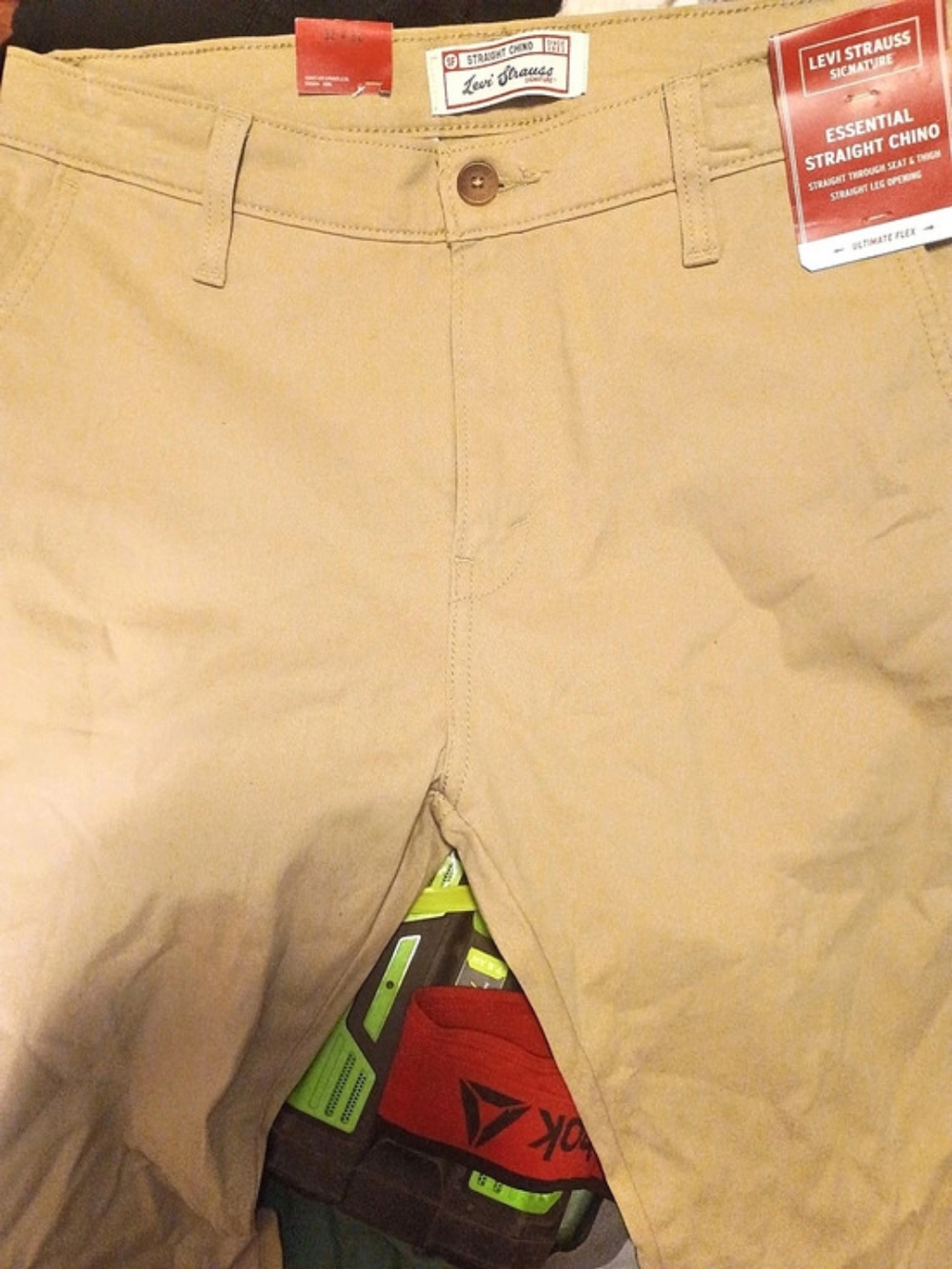 Levi Strauss Signature Essential Straight Chino Straight Chino Khaki Waist 32 x